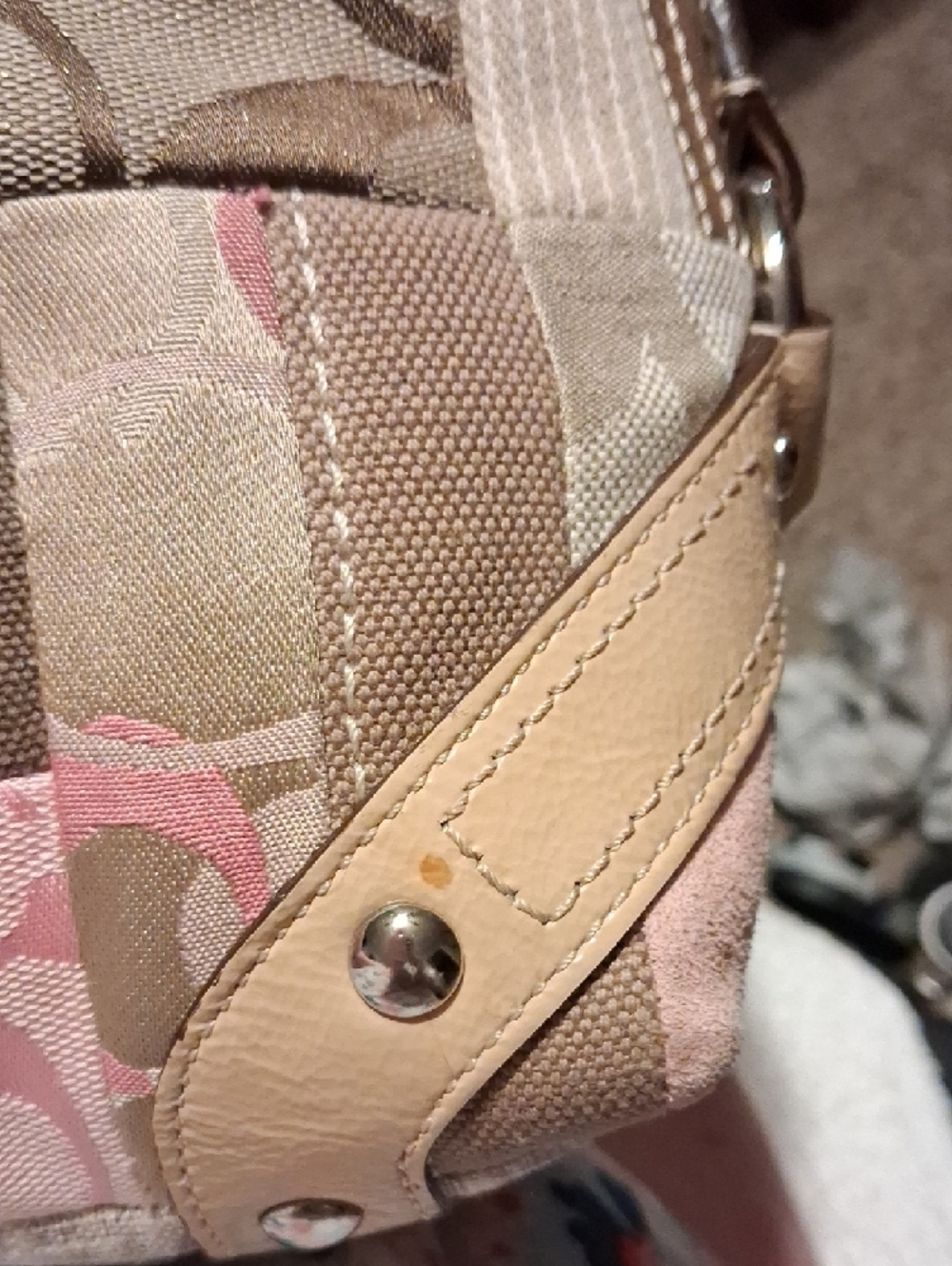 Coach "Carly" Hobo Patchwork Shoulder Bag in Pink and Beige - Picture 4 of 7